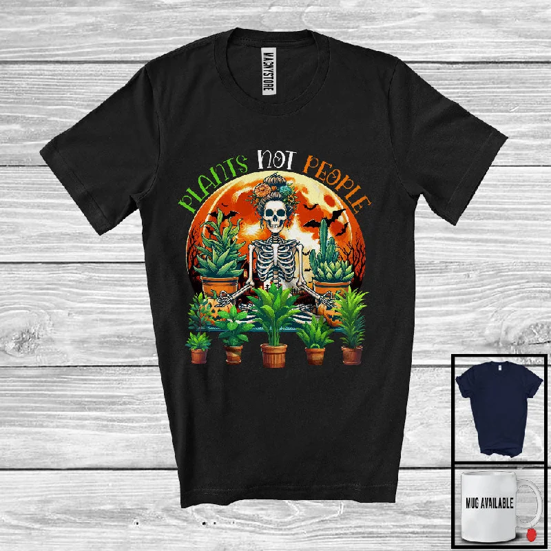 Plants Not People; Humorous Halloween Costume Moon Skeleton Women; Yoga Vegan Gardener T-Shirt Elegant Classic Vintage