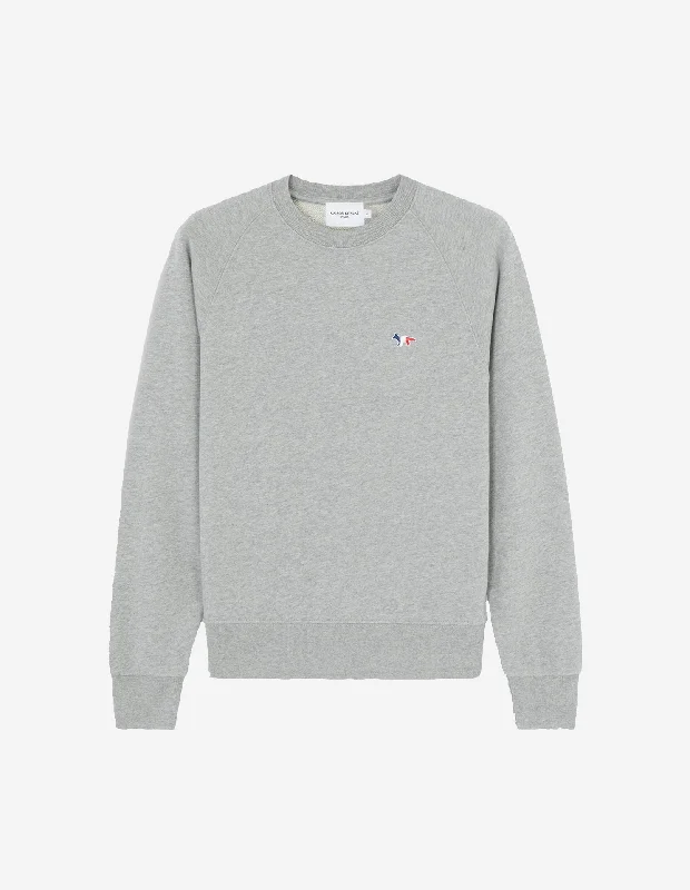 Women's Tricolor Fox Patch Adjusted Sweatshirt Grey Melange Hoodie Crop Top Short Trendy Women's Tricolor Fox Patch Adjusted Sweatshirt Grey Melange Hoodie Crop Top Short Trendy
