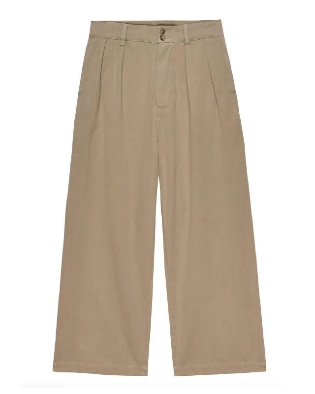 The Town Pants In Brush Sleek Black Pants
