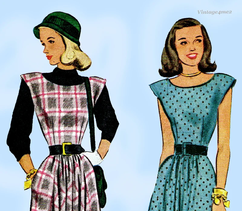 1940s Vintage McCall Sewing Pattern 6678 Post WWII Day Dress Uncut 31 Bust Turtleneck Warm Winter