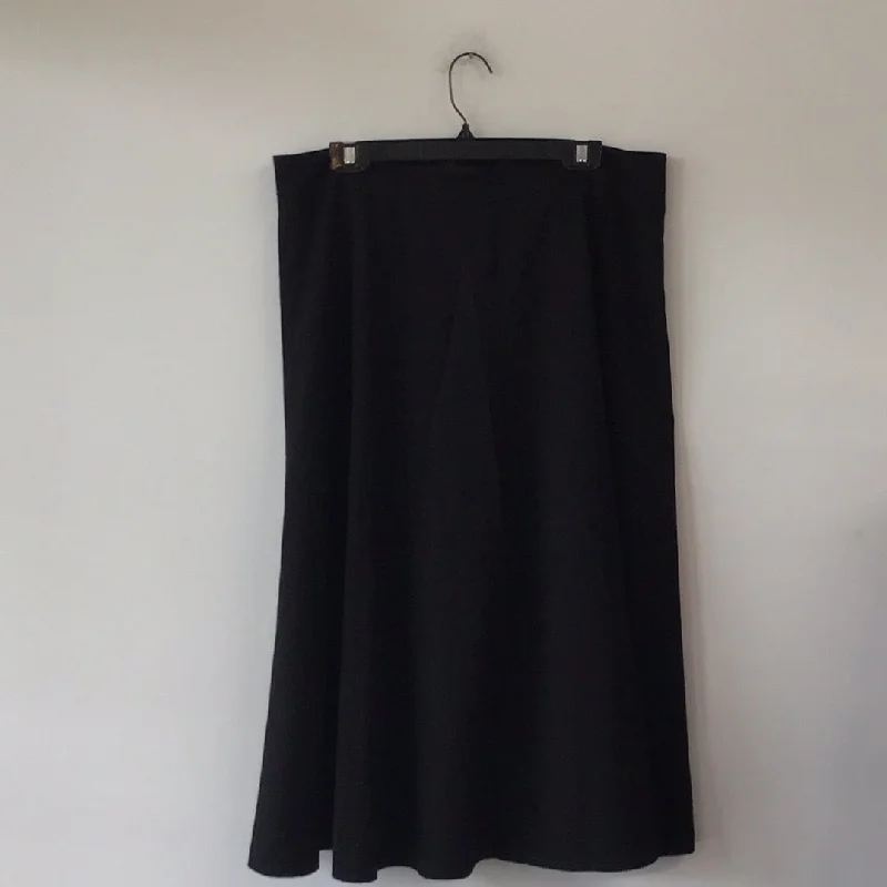 Paneled Stitch Skirt 359 breathable skirt fabric