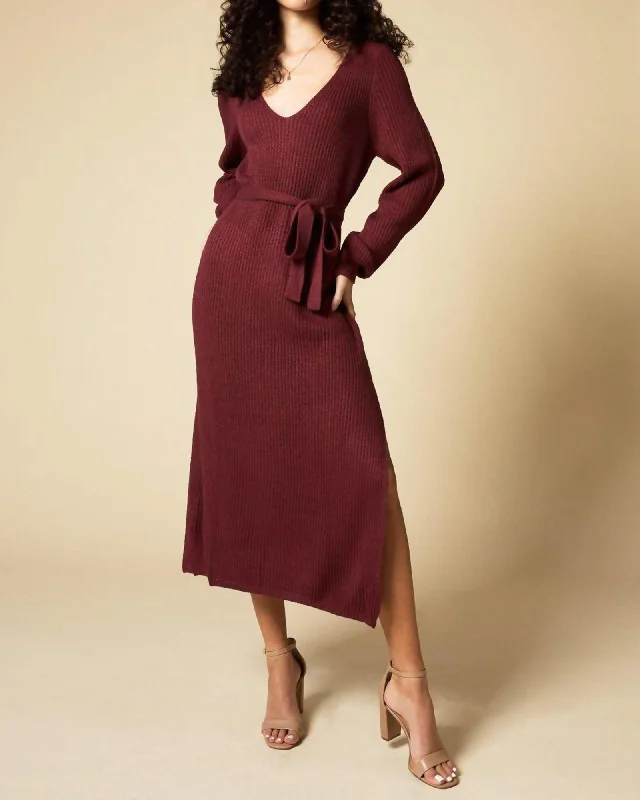 Bordo Belted Sweater Dress In Burgundy | Burgundy Zippered Front Buttoned Front Snap Front