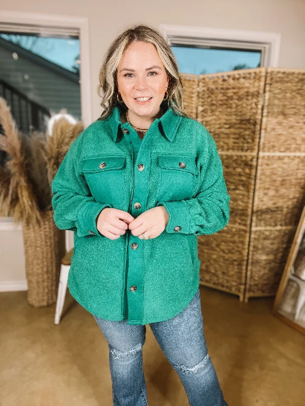 Hollywood Hike Button Up Fleece Jacket with Pockets in Green