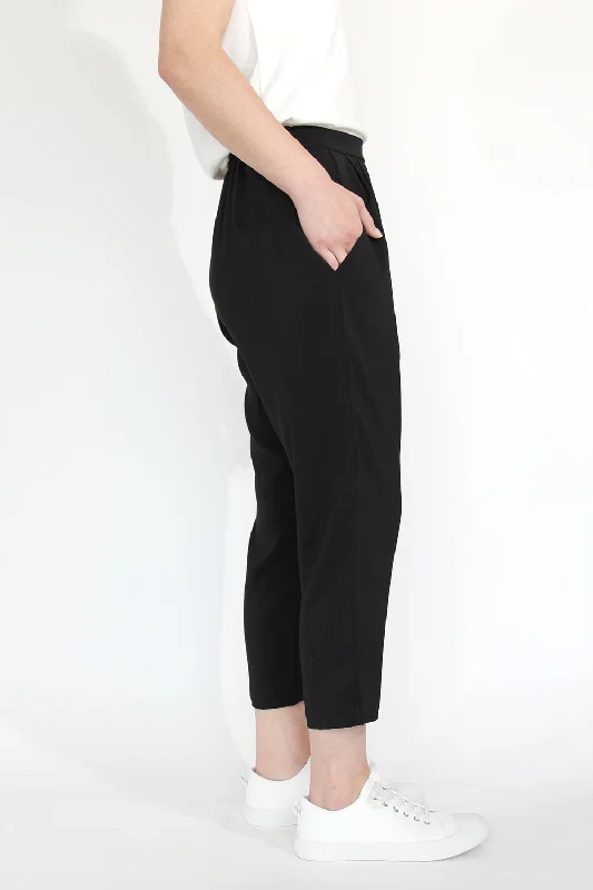 Jaclyn M Ginger Pants - Black