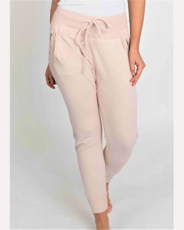 Suzy D Ultimate Jogger - Petal Pink