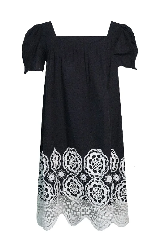 Embroidery Square Neck Dress