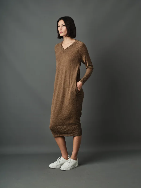Ponti V-Neck Relax Fit Dress with Pockets
