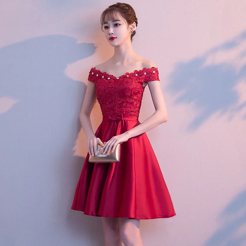 Wine Red Bridesmaid Dress 2020 New Above Knee Length Beaded Crystal V-neck Sleeveles Wedding Party Dresses Haute Couture High-Low Hemline Casual Wine Red Bridesmaid Dress 2020 New Above Knee Length Beaded Crystal V-neck Sleeveles Wedding Party Dresses Haute Couture High-Low Hemline Casual